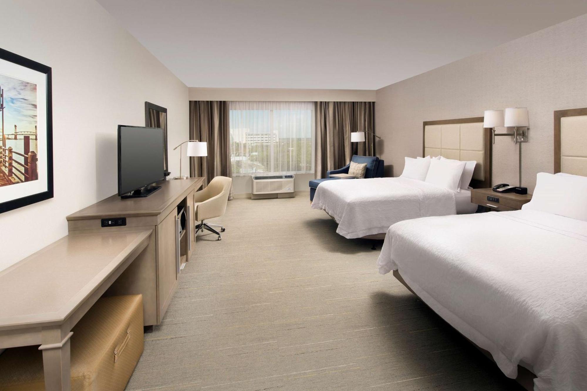Hampton Inn Wilmington Downtown Kültér fotó